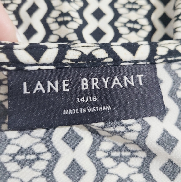 LANE BRYANT Women's Drape Neck Sleeveless Blouse Tunic Size 14/16 Lightweight - Picture 11 of 13